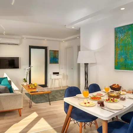 Bodrum Infinity تورغوتْريس