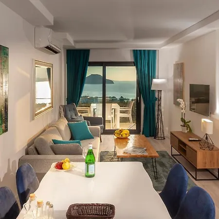 Bodrum Infinity تورغوتْريس